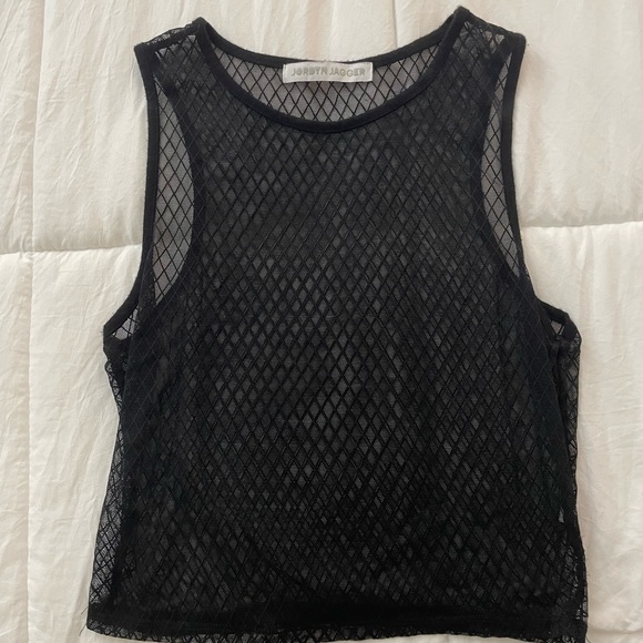 Mesh Going Out Top - Picture 1 of 1